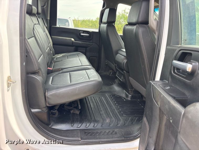 image for item FN3766 2021 GMC Sierra 2500 Crew Cab pickup truck