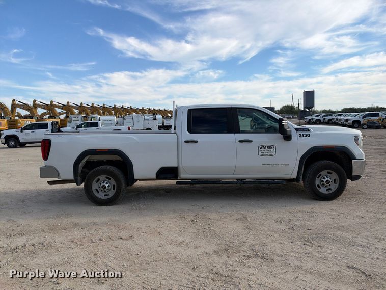 image for item FN3767 2021 GMC Sierra 2500 4X4 Crew Can pickup truck