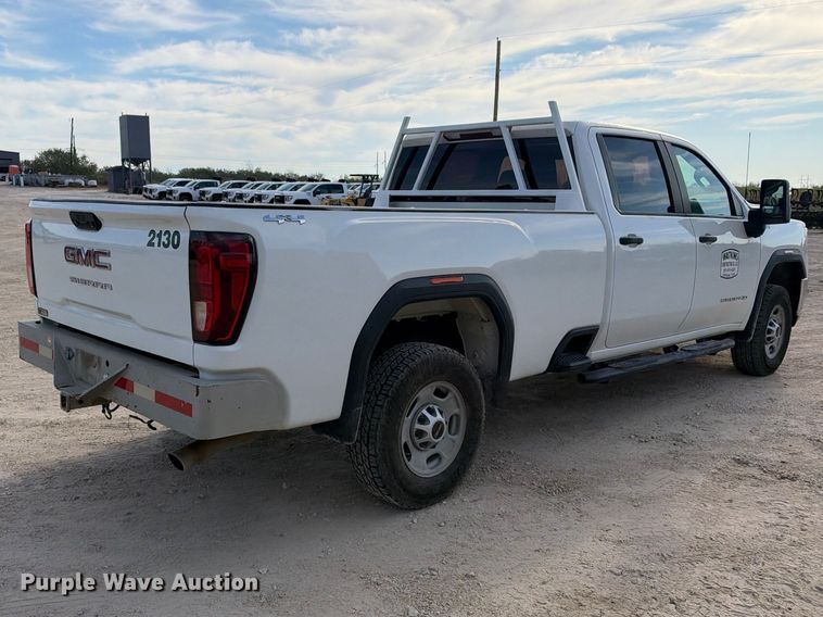 image for item FN3767 2021 GMC Sierra 2500 4X4 Crew Can pickup truck
