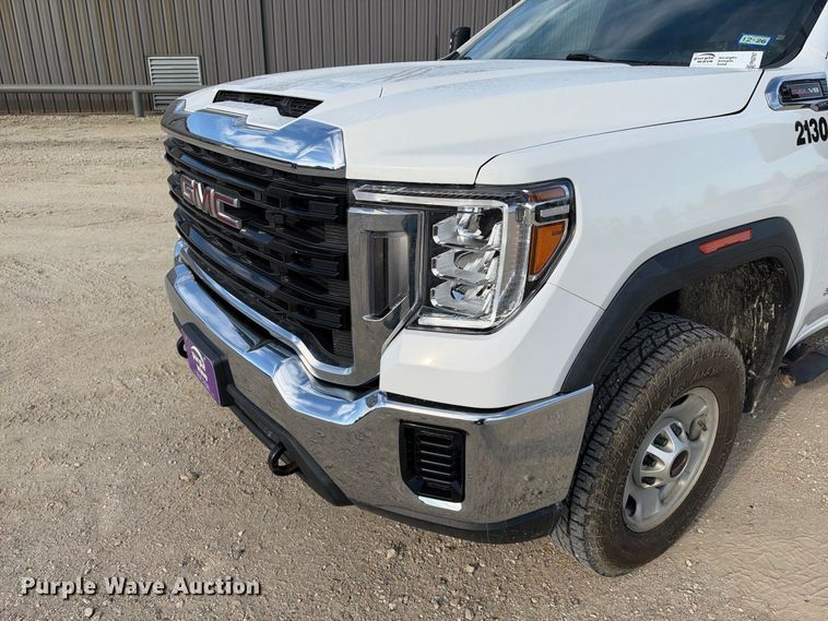 image for item FN3767 2021 GMC Sierra 2500 4X4 Crew Can pickup truck