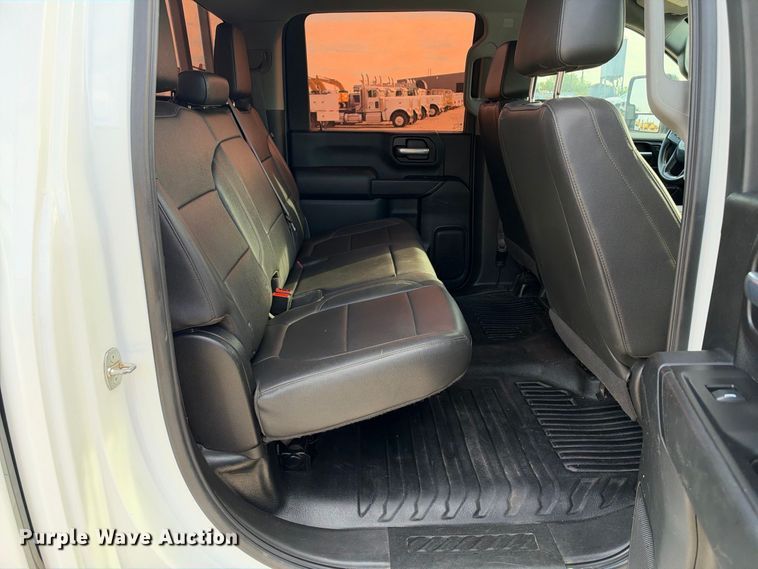 image for item FN3767 2021 GMC Sierra 2500 4X4 Crew Can pickup truck