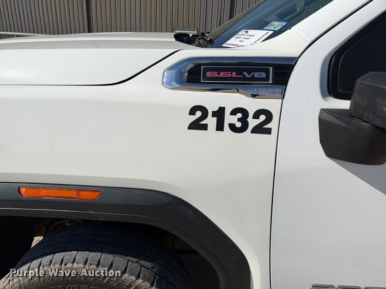 image for item FN3768 2021 GMC Sierra 2500 4X4 Crew Cab pickup truck