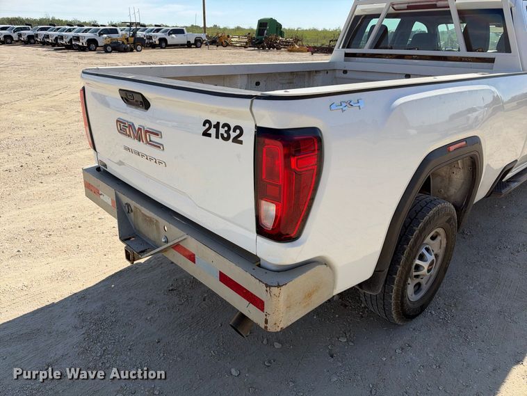 image for item FN3768 2021 GMC Sierra 2500 4X4 Crew Cab pickup truck