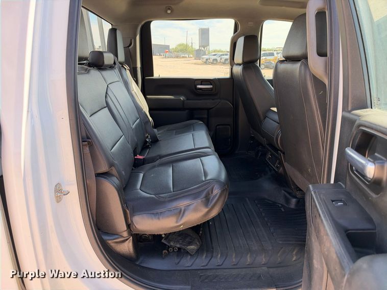image for item FN3768 2021 GMC Sierra 2500 4X4 Crew Cab pickup truck