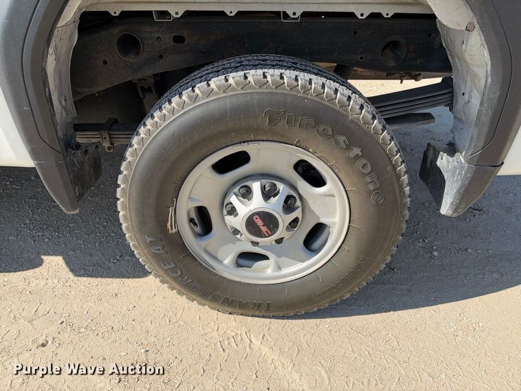 image for item FN3768 2021 GMC Sierra 2500 4X4 Crew Cab pickup truck