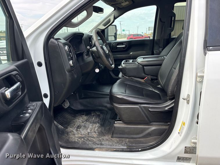 image for item FN3769 2021 GMC Sierra Crew Cab pickup truck