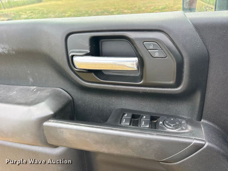 image for item FN3769 2021 GMC Sierra Crew Cab pickup truck