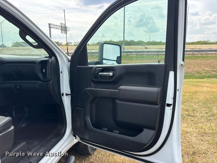 image for item FN3769 2021 GMC Sierra Crew Cab pickup truck