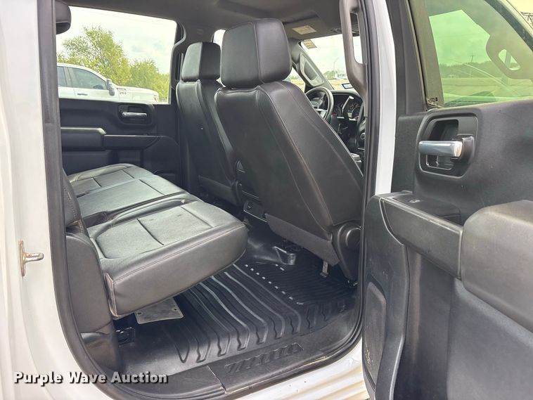 image for item FN3769 2021 GMC Sierra Crew Cab pickup truck