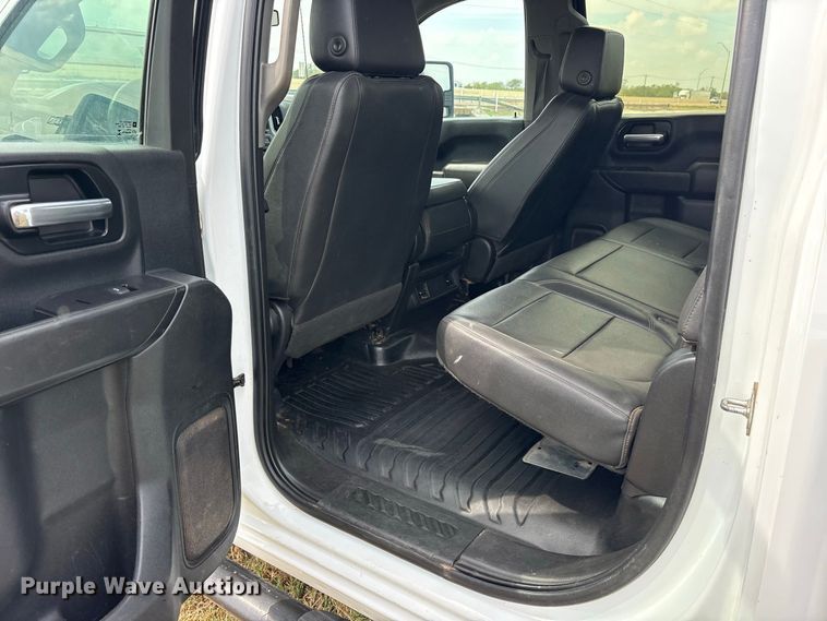image for item FN3769 2021 GMC Sierra Crew Cab pickup truck