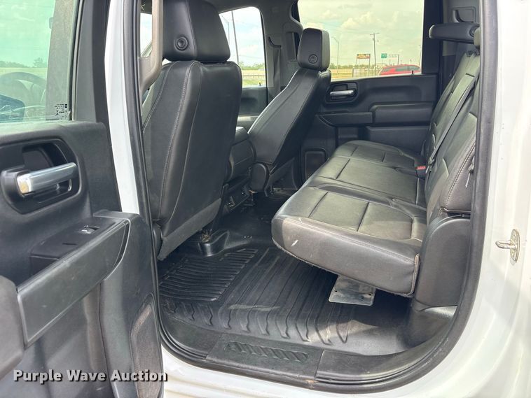 image for item FN3769 2021 GMC Sierra Crew Cab pickup truck