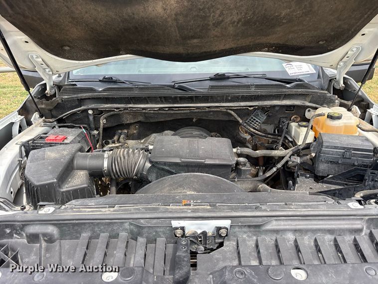 image for item FN3769 2021 GMC Sierra Crew Cab pickup truck