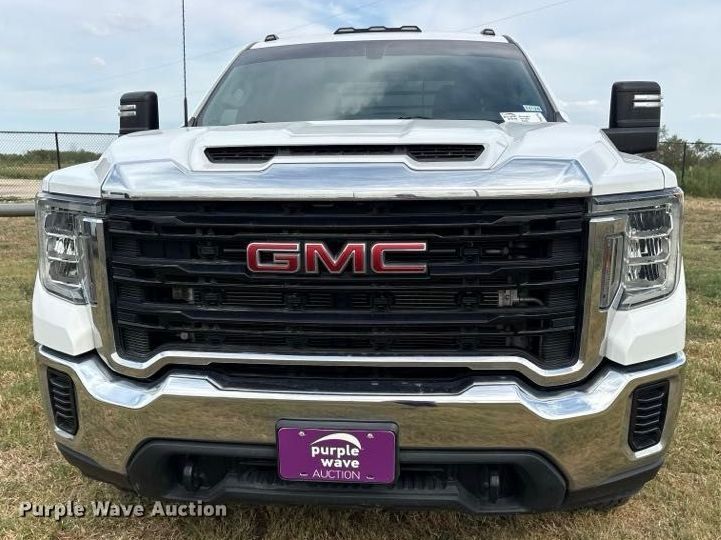 image for item FN3770 2020 GMC 3500 Crew Cab flatbed pickup truck