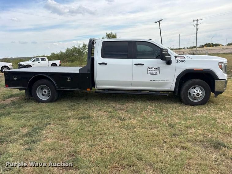 image for item FN3770 2020 GMC 3500 Crew Cab flatbed pickup truck