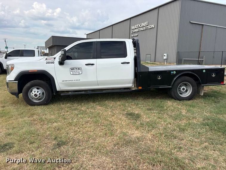 image for item FN3770 2020 GMC 3500 Crew Cab flatbed pickup truck