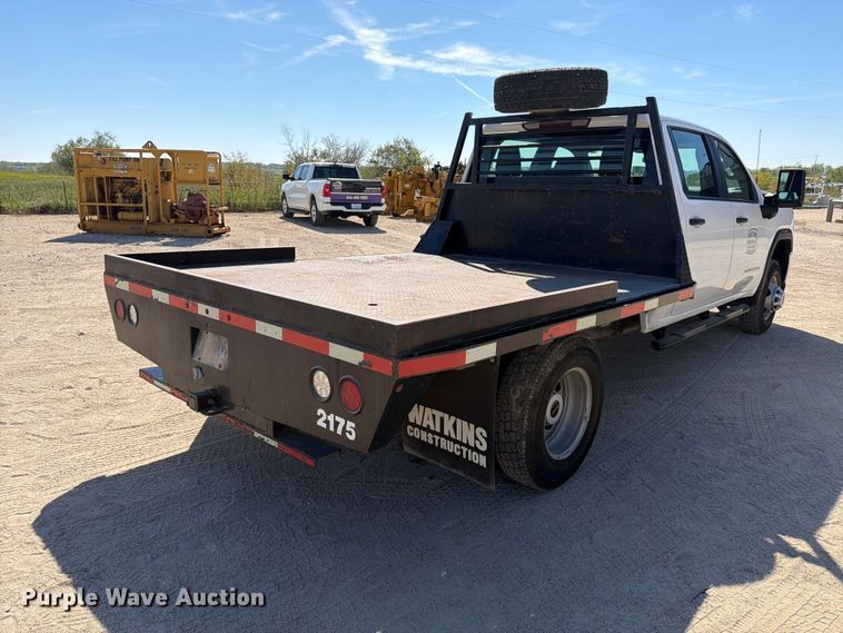 image for item FN3781 2021 GMC Sierra 3500HD 4X4 Crew Cab flatbed pickup truck