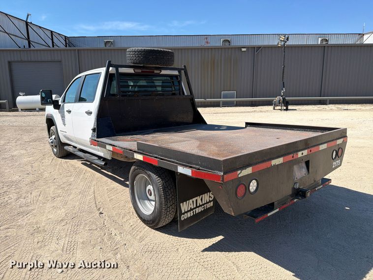 image for item FN3781 2021 GMC Sierra 3500HD 4X4 Crew Cab flatbed pickup truck