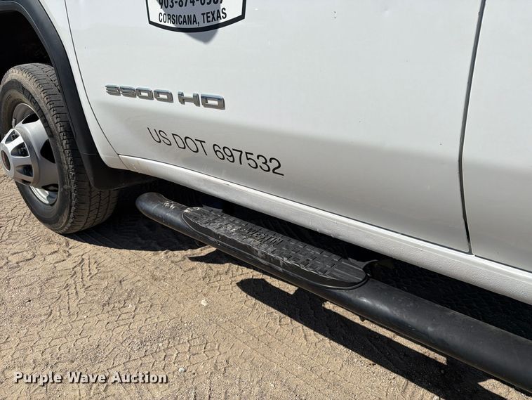 image for item FN3781 2021 GMC Sierra 3500HD 4X4 Crew Cab flatbed pickup truck