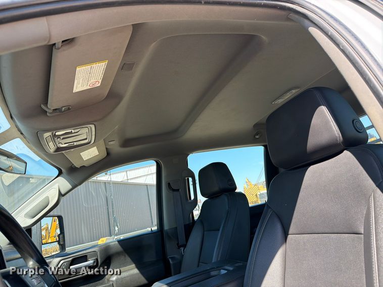 image for item FN3781 2021 GMC Sierra 3500HD 4X4 Crew Cab flatbed pickup truck