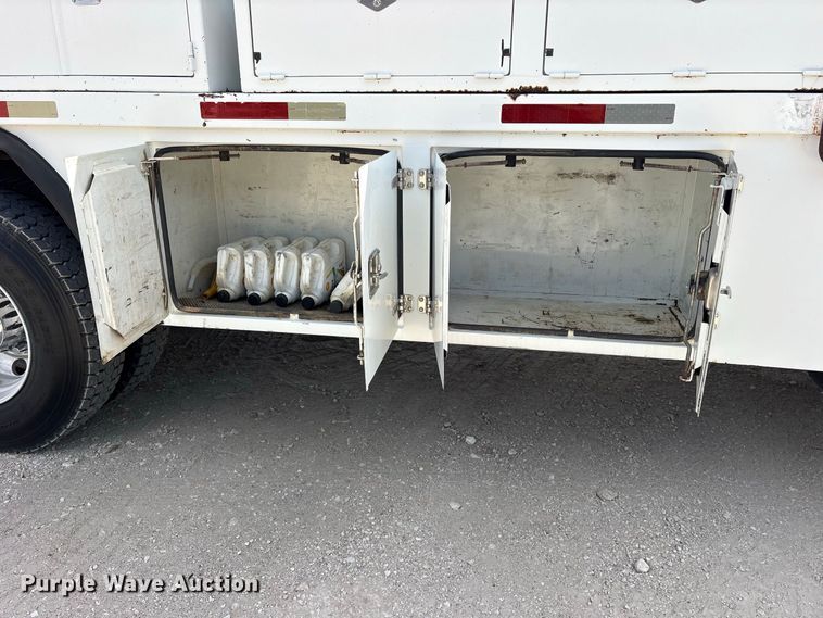 image for item FN3784 2012 Peterbilt 337 fuel / lube truck