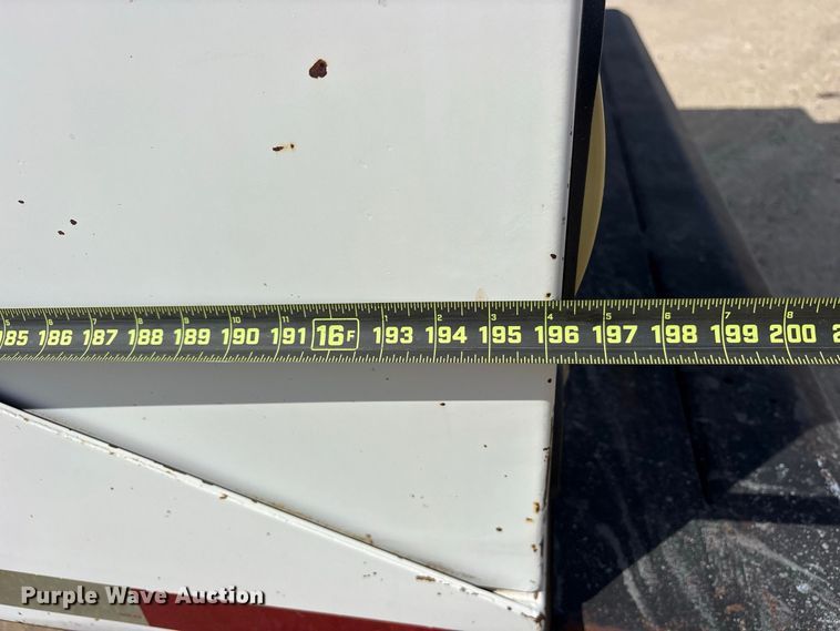 image for item FN3784 2012 Peterbilt 337 fuel / lube truck