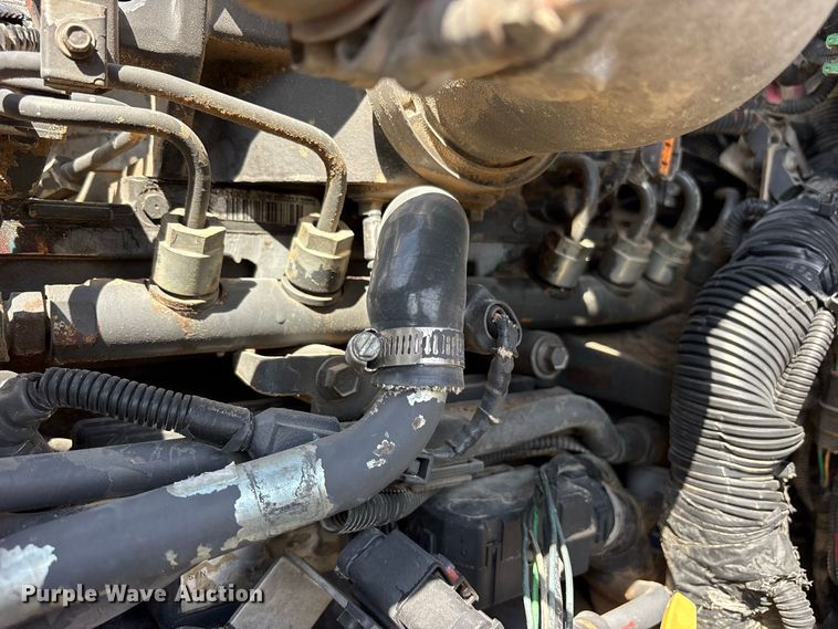 image for item FN3784 2012 Peterbilt 337 fuel / lube truck
