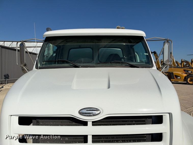 1999 Sterling L7500