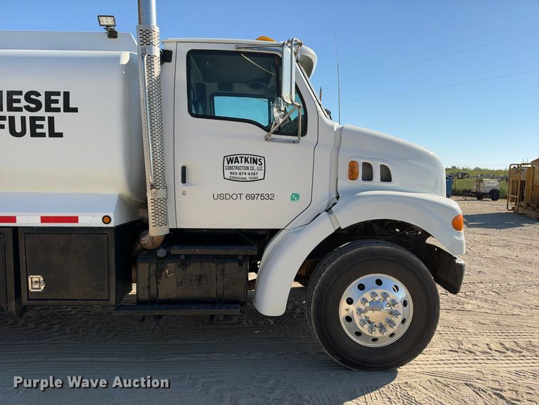 1999 Sterling L7500