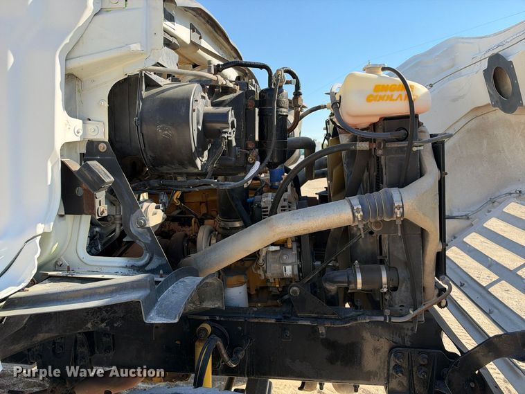 1999 Sterling L7500