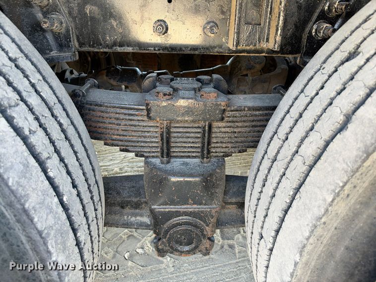 1999 Sterling L7500