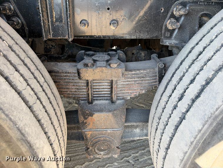 1999 Sterling L7500