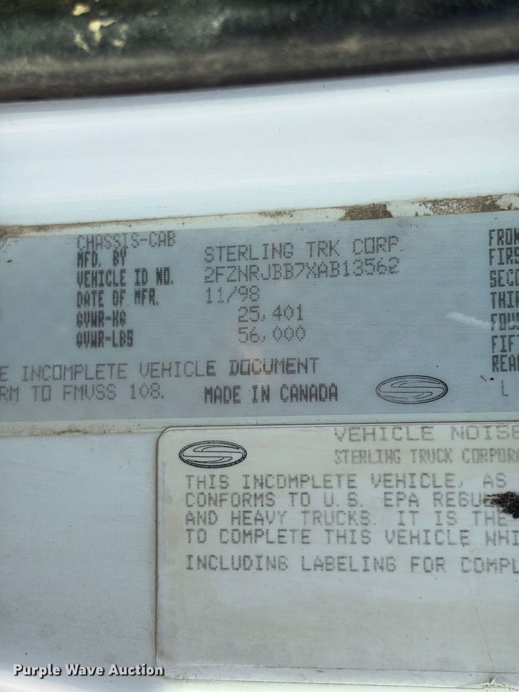 1999 Sterling L7500