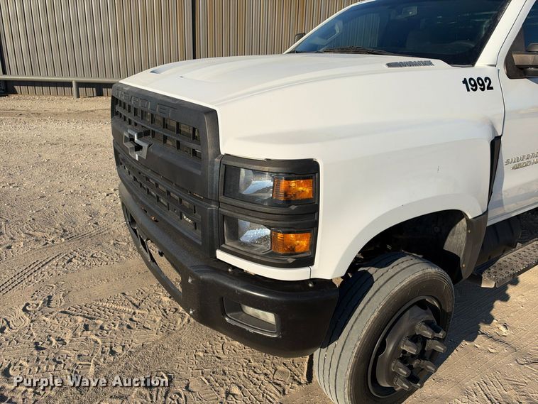 image for item FN3787 2019 Chevrolet Silverado 4500HD 4X4 mechanics truck