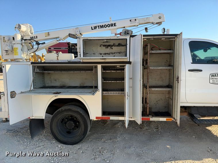 image for item FN3787 2019 Chevrolet Silverado 4500HD 4X4 mechanics truck