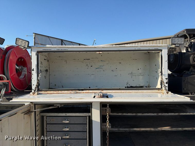 image for item FN3787 2019 Chevrolet Silverado 4500HD 4X4 mechanics truck