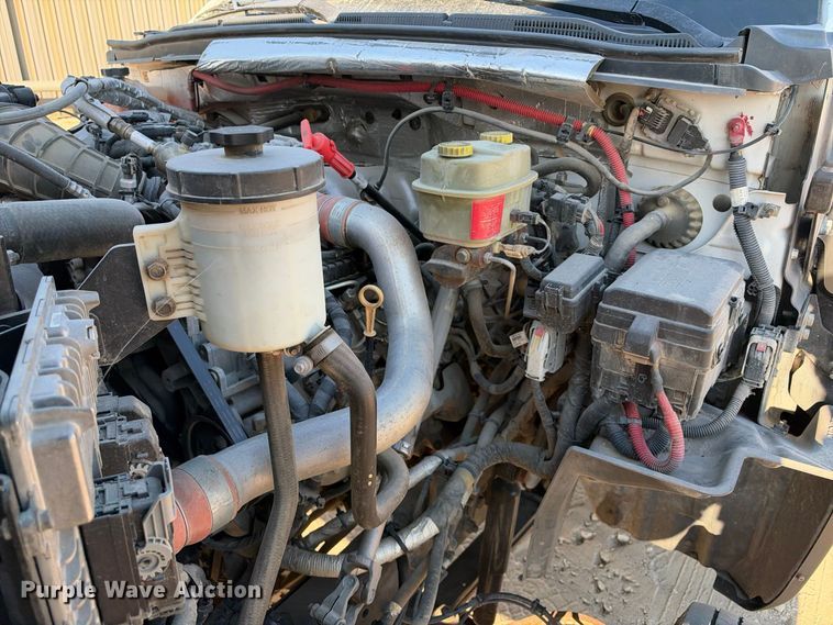 image for item FN3787 2019 Chevrolet Silverado 4500HD 4X4 mechanics truck
