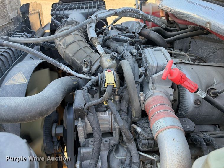 image for item FN3787 2019 Chevrolet Silverado 4500HD 4X4 mechanics truck