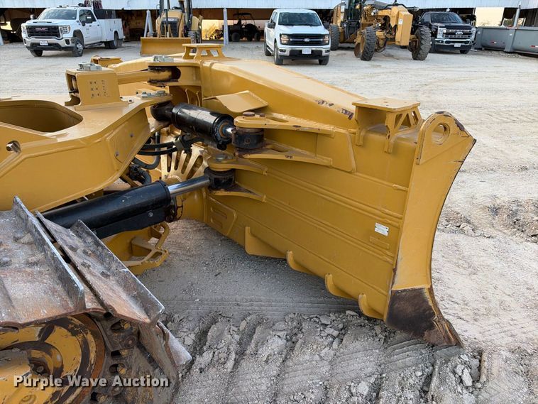 image for item FN3793 2024 Caterpillar D6 LGP VP dozer