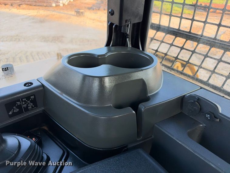 image for item FN3793 2024 Caterpillar D6 LGP VP dozer