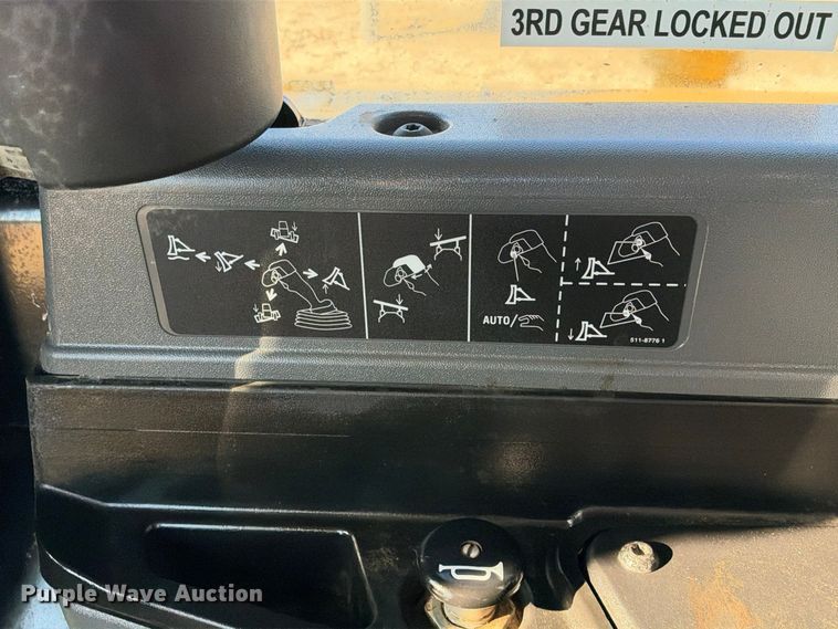 image for item FN3794 2024 Caterpillar D6 LGP VP dozer