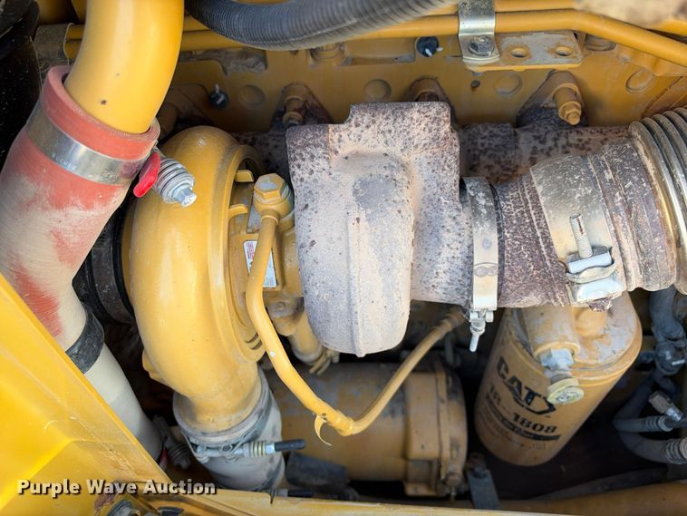 image for item FN3794 2024 Caterpillar D6 LGP VP dozer