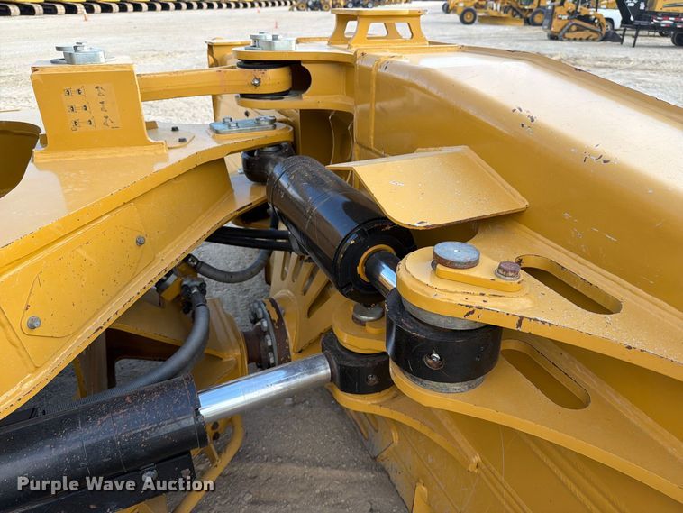 2024 Caterpillar D6 LGP VP