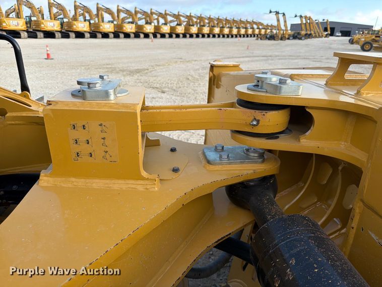 2024 Caterpillar D6 LGP VP