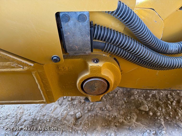 2024 Caterpillar D6 LGP VP