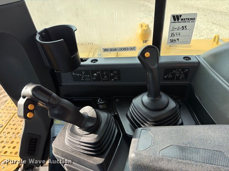 2024 Caterpillar D6 LGP VP