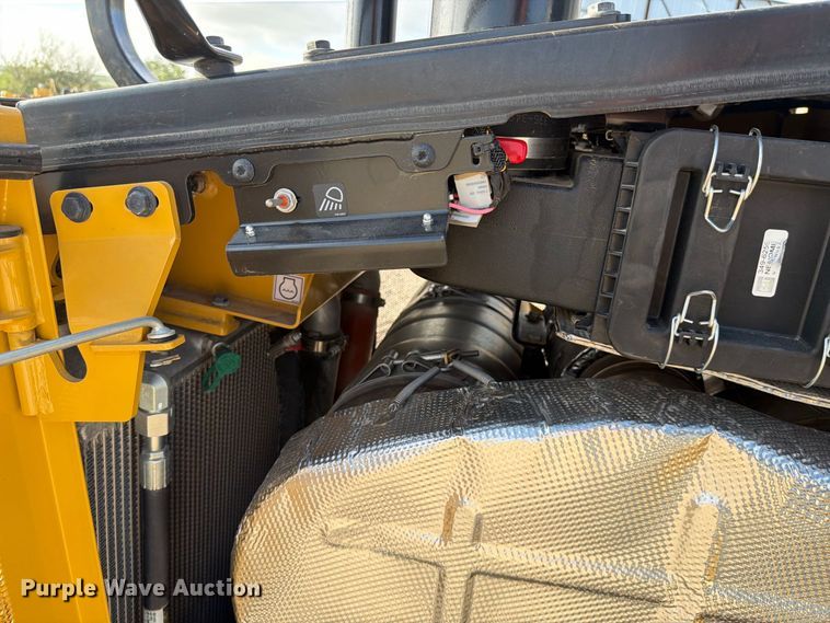 2024 Caterpillar D6 LGP VP