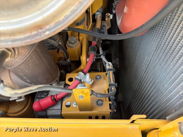 2024 Caterpillar D6 LGP VP