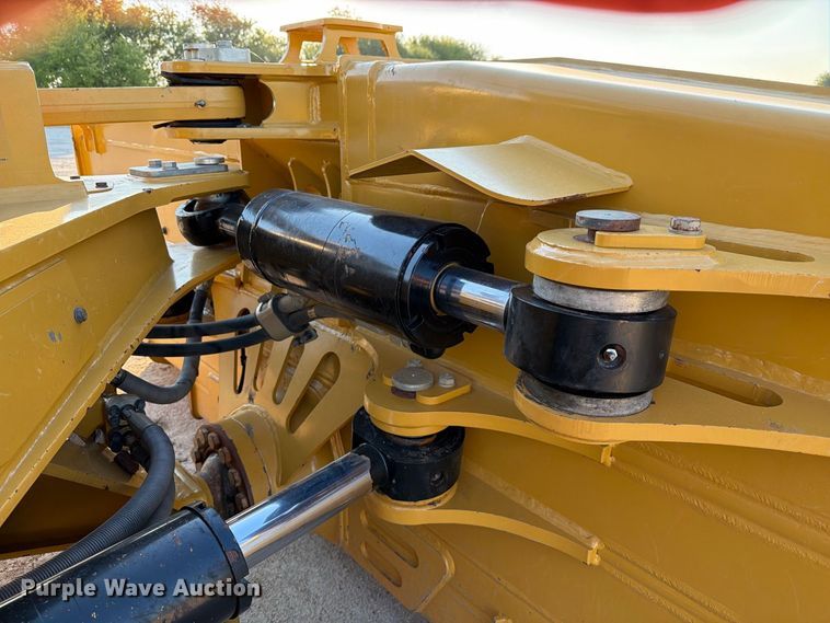image for item FN3796 2024 Caterpillar D6 LGP VP dozer