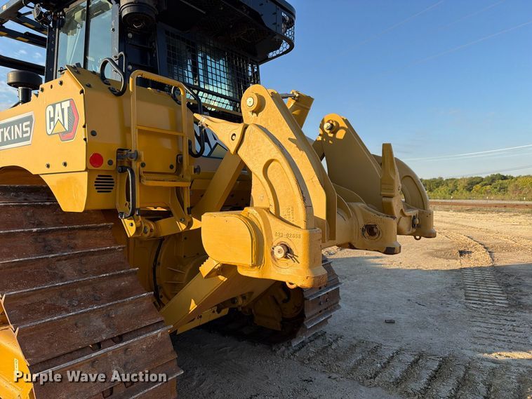 image for item FN3796 2024 Caterpillar D6 LGP VP dozer