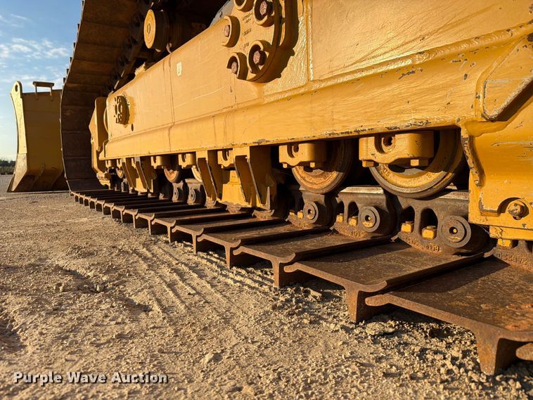 image for item FN3796 2024 Caterpillar D6 LGP VP dozer